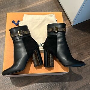 Louis Vuitton Boots